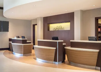 Courtyard by Marriott Miami Airport hotel thumbnail 2