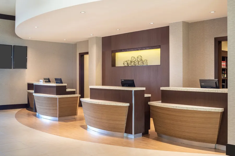 Courtyard by Marriott Miami Airport hotel detail image 2