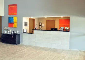 Brookstone Lodge & Suites hotel thumbnail 3