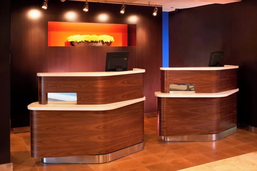 Courtyard by Marriott Cleveland Independence hotel detail image 2