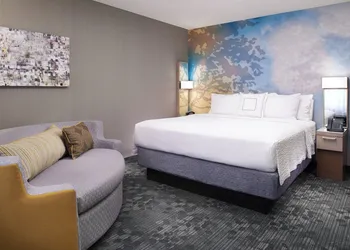 Courtyard by Marriott Cleveland Independence hotel thumbnail 4
