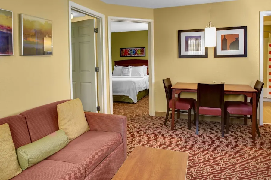 Towneplace Suites By Marriott Cleveland Westlake hotel detail image 6