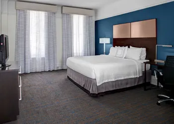 Residence Inn By Marriott Cleveland Downtown hotel thumbnail 8