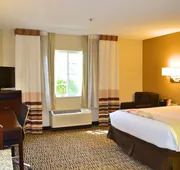 MainStay Suites Northbrook Wheeling hotel detail image 4