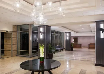 Sheraton Suites Chicago Elk Grove hotel thumbnail 2