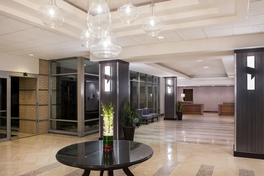 Sheraton Suites Chicago Elk Grove hotel detail image 2