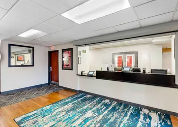 Extended Stay America Select Suites Chicago Naperville West hotel thumbnail 2