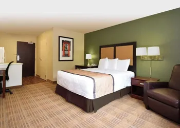 Studio 6 Corporate Extended Stay Chicago Lisle IL hotel thumbnail 3