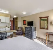 Extended Stay America Select Suites Chicago Downers Grove hotel detail image 7