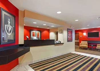 Extended Stay America Select Suites - Chicago - Darien hotel thumbnail 2