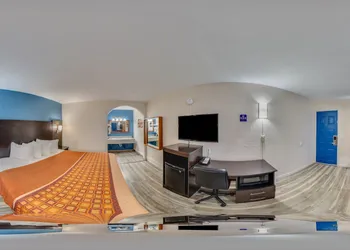 Rodeway Inn Broken Bow - Hochatown hotel thumbnail 5