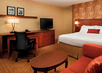 Courtyard by Marriott Chicago Arlington Heights / South hotel thumbnail 7