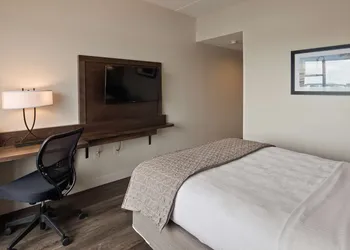 Best Western Plus Coastline Inn hotel thumbnail 4