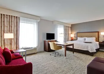 Hampton Inn & Suites Detroit/Troy hotel thumbnail 5