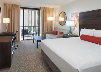 Aqua Palms Waikiki hotel thumbnail 7