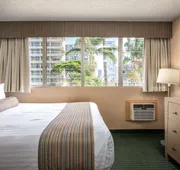 Aqua Aloha Surf Waikiki hotel detail image 4