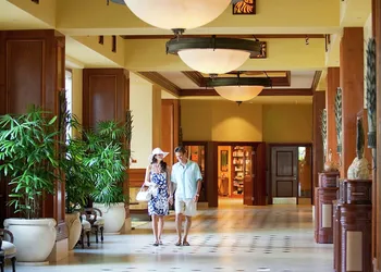 Hilton Grand Vacations Club Grand Waikikian Honolulu hotel thumbnail 4