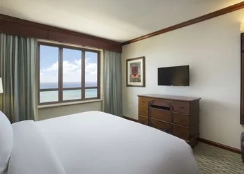 Hilton Grand Vacations Club Grand Waikikian Honolulu hotel thumbnail 7