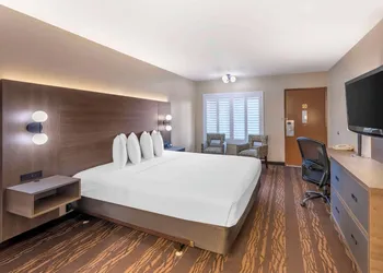 Best Western Plus Stovall's Inn hotel thumbnail 8