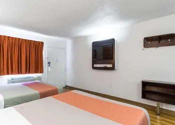 Beachside Inn Motel hotel thumbnail 5