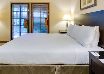 The Buena Park Grand Hotel & Suites hotel thumbnail 8