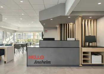 TownePlace Suites By Marriott Anaheim Maingate Near Angel Stadium hotel thumbnail 2