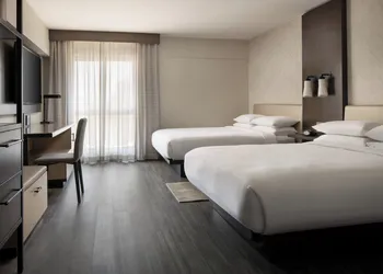 Marriott Riverside at the Convention Center hotel thumbnail 7