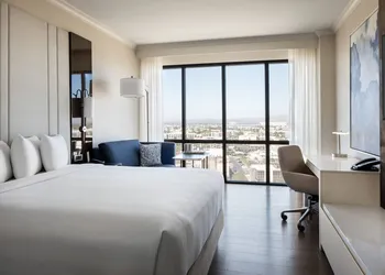 Irvine Marriott hotel thumbnail 4