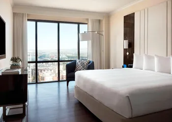 Irvine Marriott hotel thumbnail 6