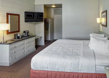 Peaks of Otter Lodge hotel thumbnail 7