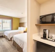 Holiday Inn Express Anaheim West by IHG hotel detail image 3