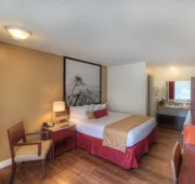 Kings Inn Anaheim at the Park & Convention Center hotel detail image 4