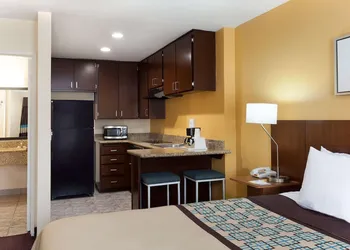 Days Inn by Wyndham Mission Valley/SDSU hotel thumbnail 4