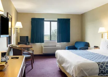 Rodeway Inn Wahpeton hotel thumbnail 7