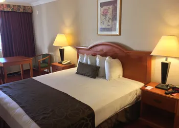 Chula Vista Inn hotel thumbnail 5