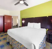 Best Western Plus Pratt hotel detail image 7