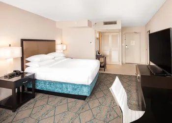 Hilton San Diego Airport/Harbor Island hotel thumbnail 6