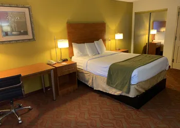 Baymont by Wyndham Cave City hotel thumbnail 6