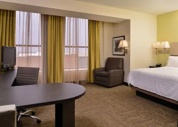 Candlewood Suites Terre Haute by IHG hotel thumbnail 4