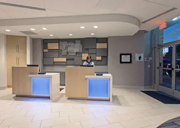 Holiday Inn Express West Los Angeles by IHG hotel thumbnail 2