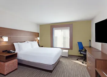 Holiday Inn Express West Los Angeles by IHG hotel thumbnail 3