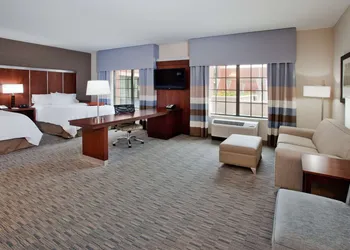 Hampton Inn & Suites Chapel Hill-Carrboro/Downtown hotel thumbnail 6