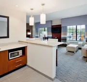 Hampton Inn & Suites Chapel Hill-Carrboro/Downtown hotel detail image 7
