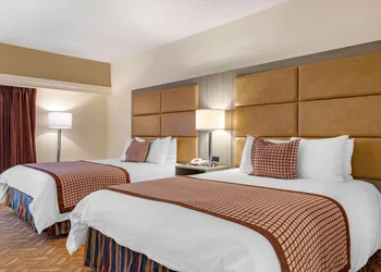 Best Western Plus Thousand Oaks Inn hotel thumbnail 8