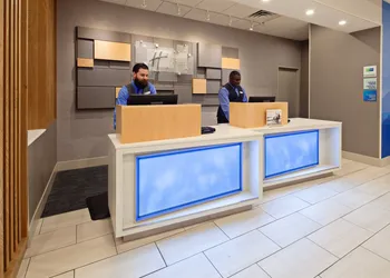 Holiday Inn Express Los Angeles Airport by IHG hotel thumbnail 5