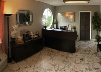 Vantage Point Inn Woodland Hills hotel thumbnail 2