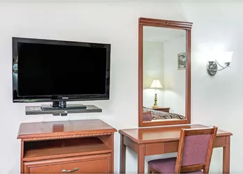 Vantage Point Inn Woodland Hills hotel thumbnail 4