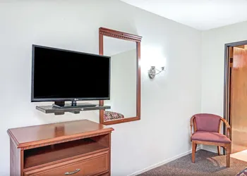 Vantage Point Inn Woodland Hills hotel thumbnail 7