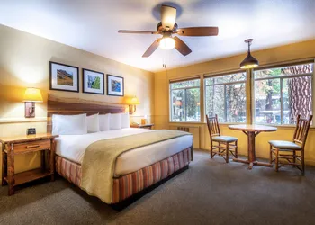 Yosemite Valley Lodge hotel thumbnail 3