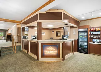 Clarion Hotel & Suites Fairbanks near Ft. Wainwright hotel thumbnail 4